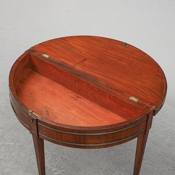 A Directoire games table.