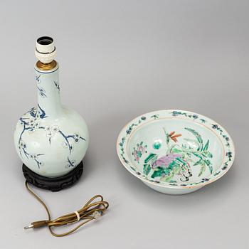 A Chinese famille rose vase turned into a table lamp and basin, 20th century.