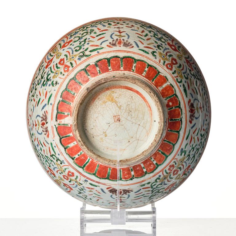 Skål, porslin. Transition, 1600-tal.