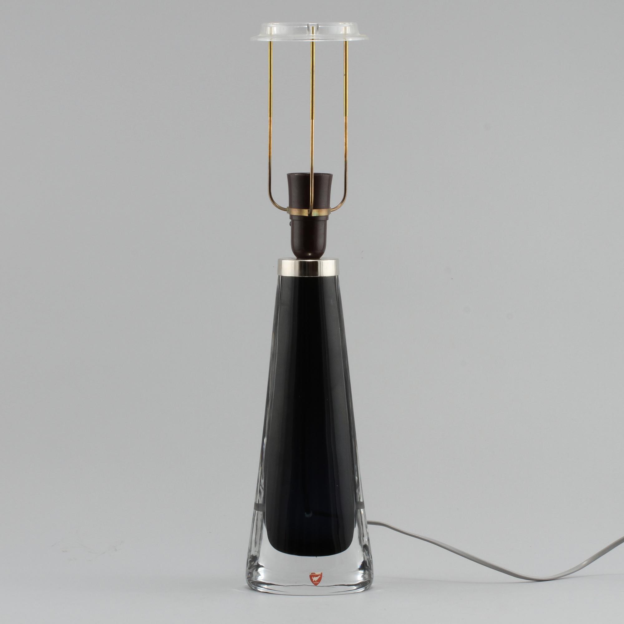 BORDSLAMPA, glas, Carl Fagerlund, Orrefors, 1900-talets andra hälft.