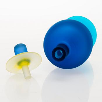 OIVA TOIKKA, An 'Oz' glass caraffe, Pro Arte, signed Oiva Toikka, Nuutajärvi. In production 1995-1996.