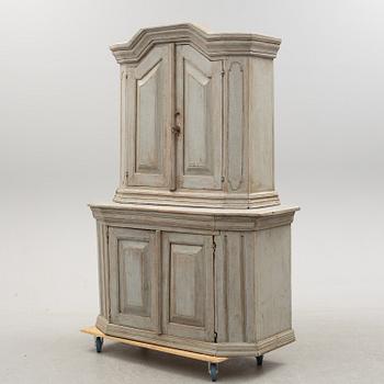 An 18th century Baroque cabinet.