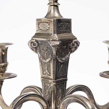 Lale Silverware & Co Ltd, kandelaber, silver, Louis XVI-stil, Istanbul, Turkiet 1900-tal.