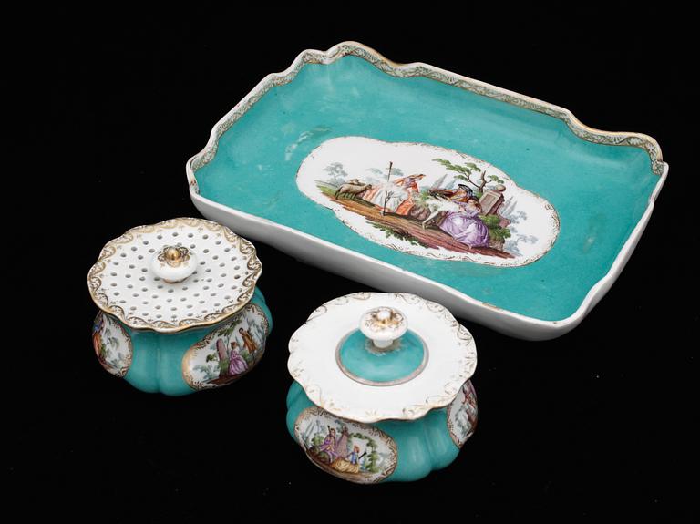 SKRIVSTÄLL, 3 delar, porslin, Meissen, 1800-talets mitt.