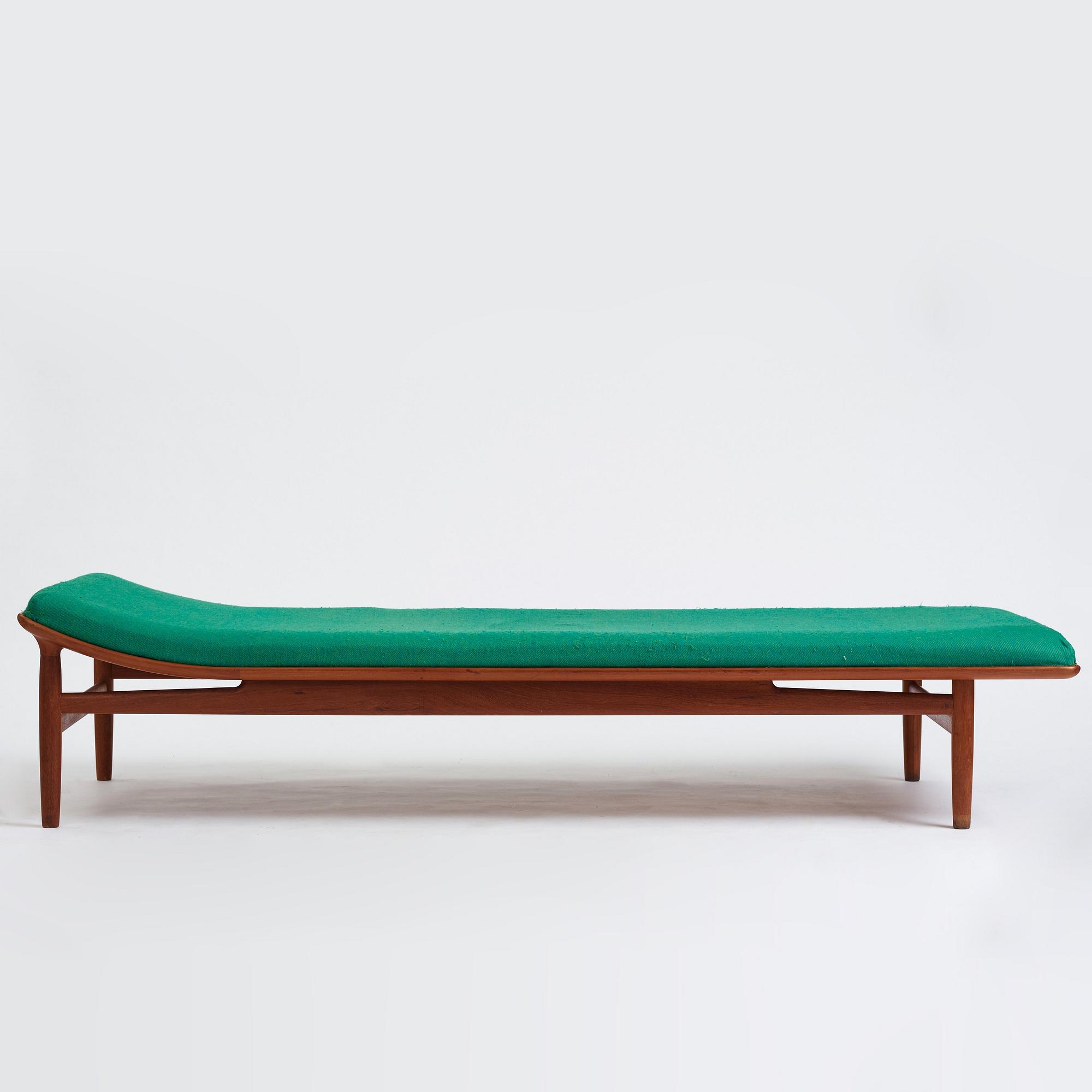 Kurt Østervig, a "Nr 311", daybed, for Jason, Ringsted, Denmark, 1950's.