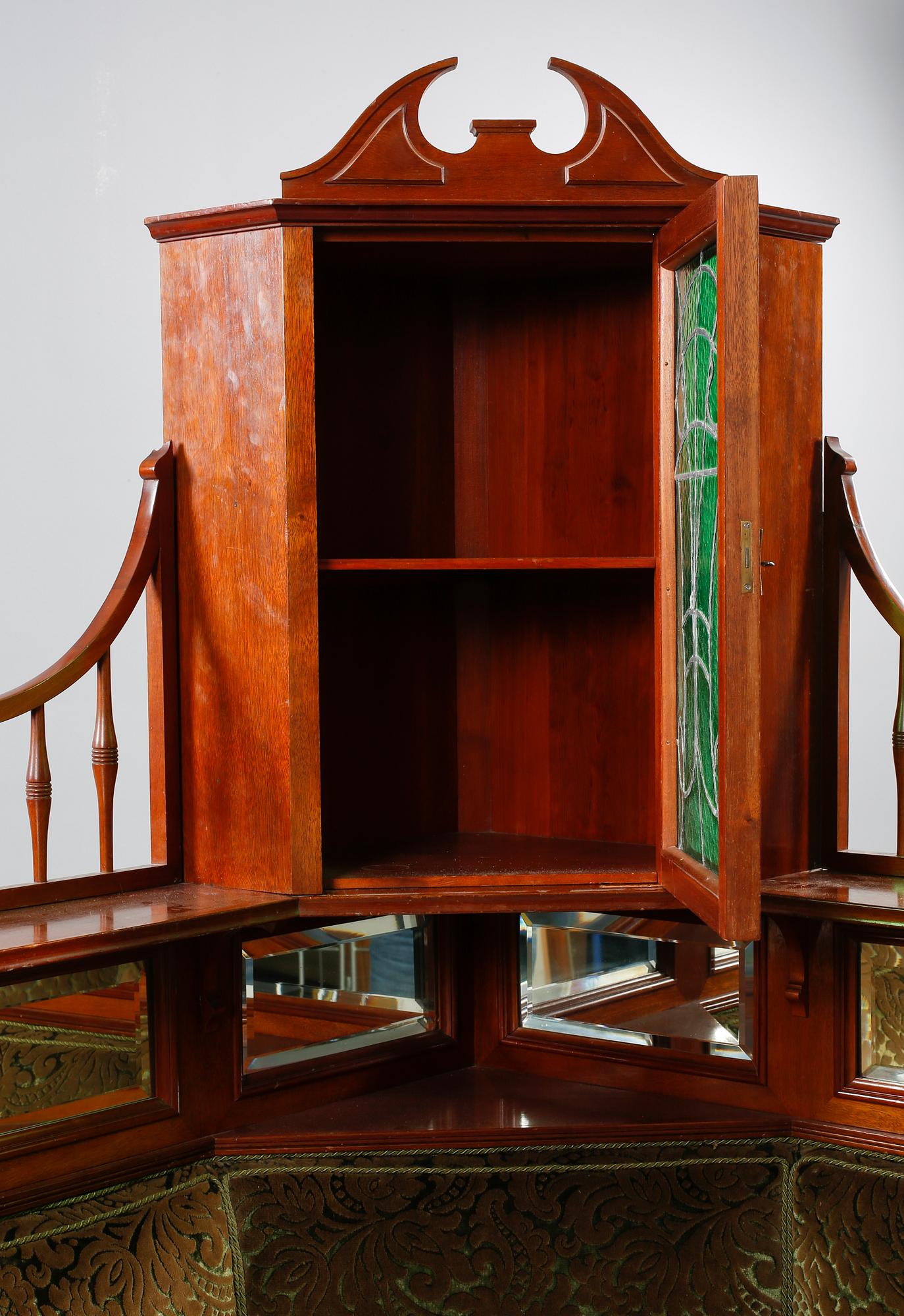 HÖRNSOFFA, sent 1800-tal.