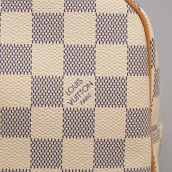 TOILET BAG, "Toiletry Bag" Louis Vuitton.