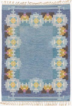 Ingegerd Silow, rug, flat weave, signed IS, approx. 235 x 165 cm.