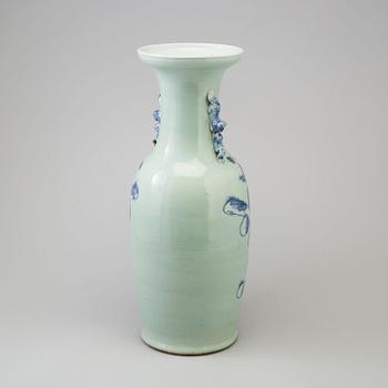 A large blue and white celadon glazed porcelain vase, Qing dynasty, late 19th century.