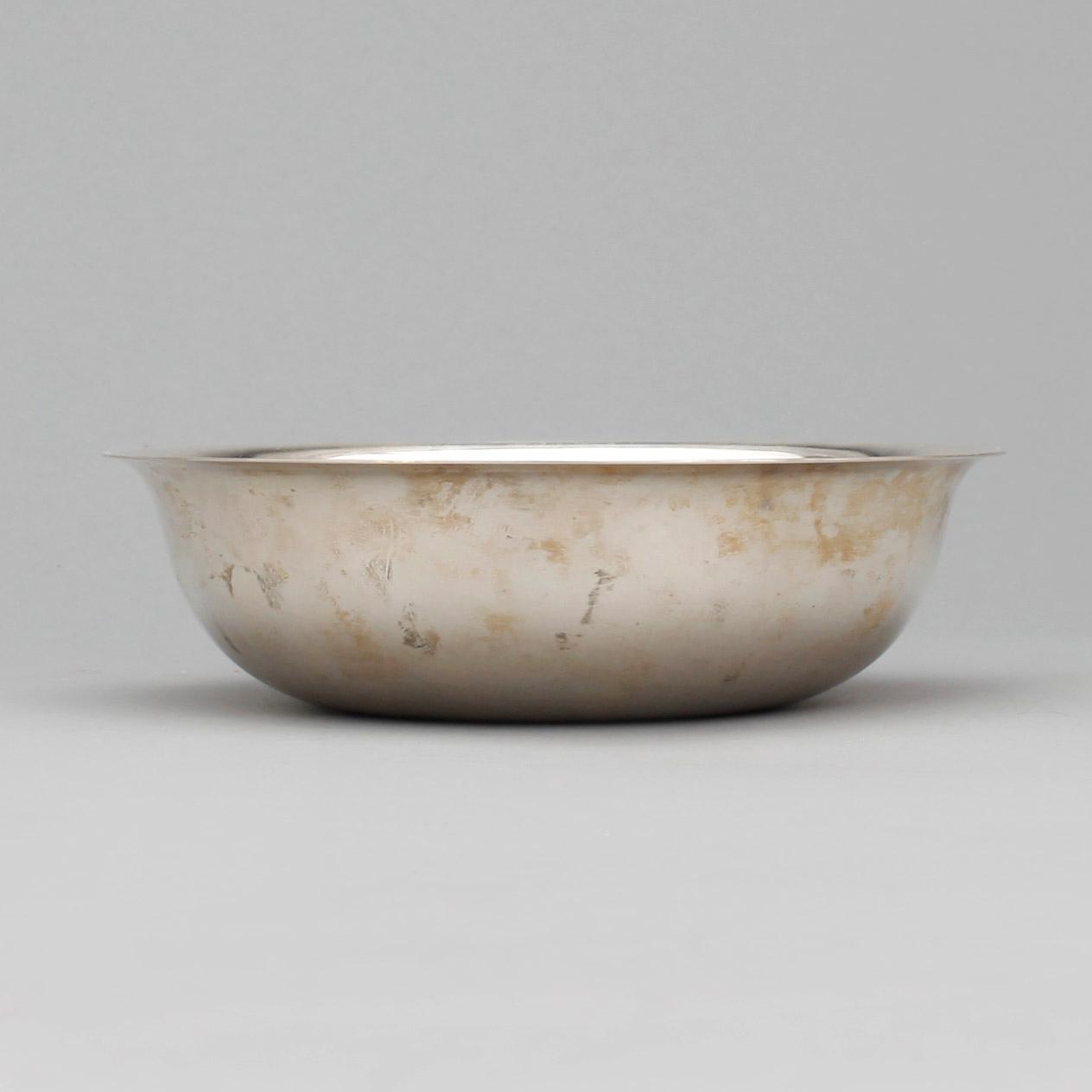 SKÅL, silver Torun Bülow-Hübe för Georg Jensen, vikt ca 157g.