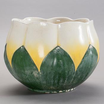 PIEDESTAL med YTTERFODER, flintgods. Rörstrand, Jugend.