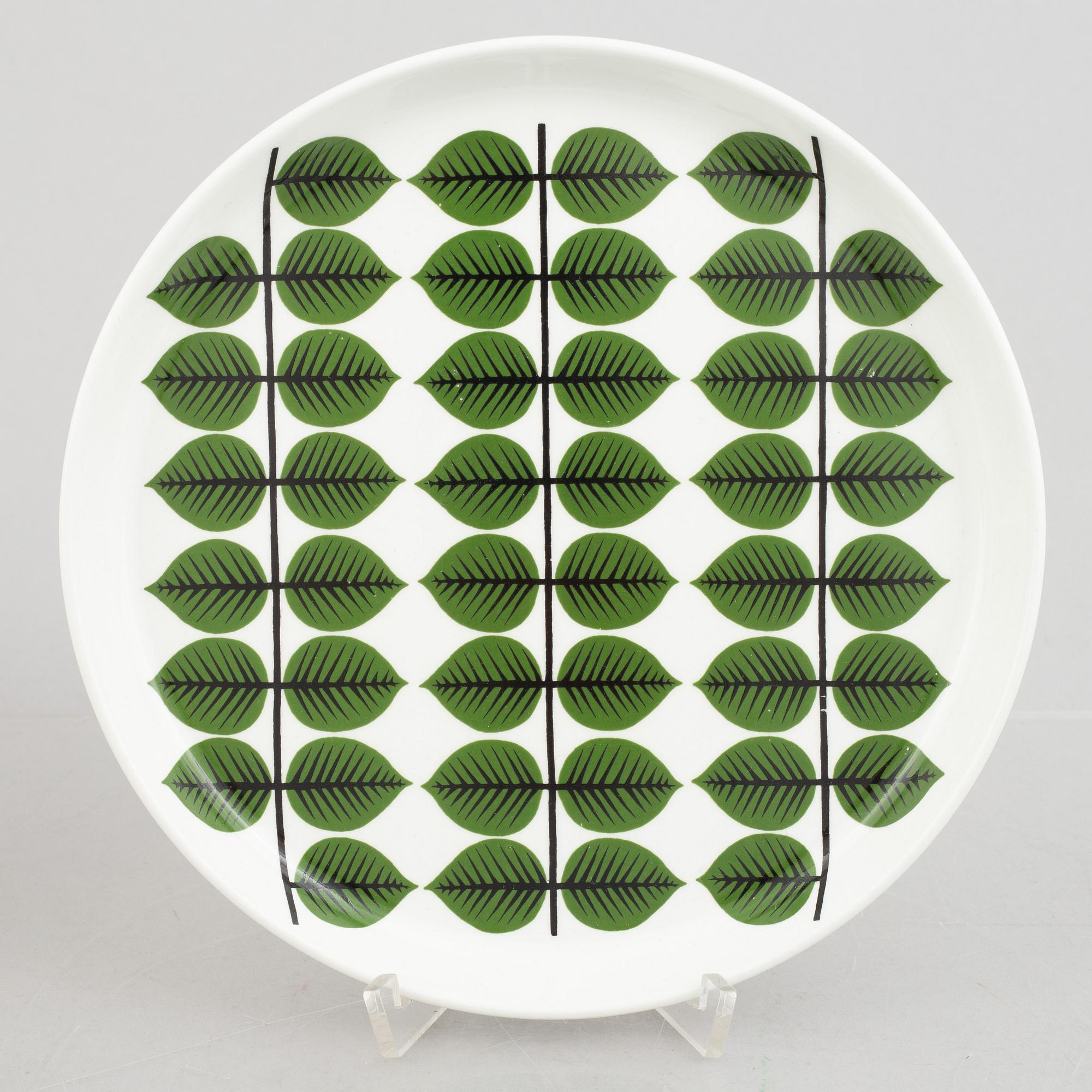 Stig Lindberg, a 59-piece creamware "Berså" service, Gustavsberg, Sweden, second half of the 20th century.