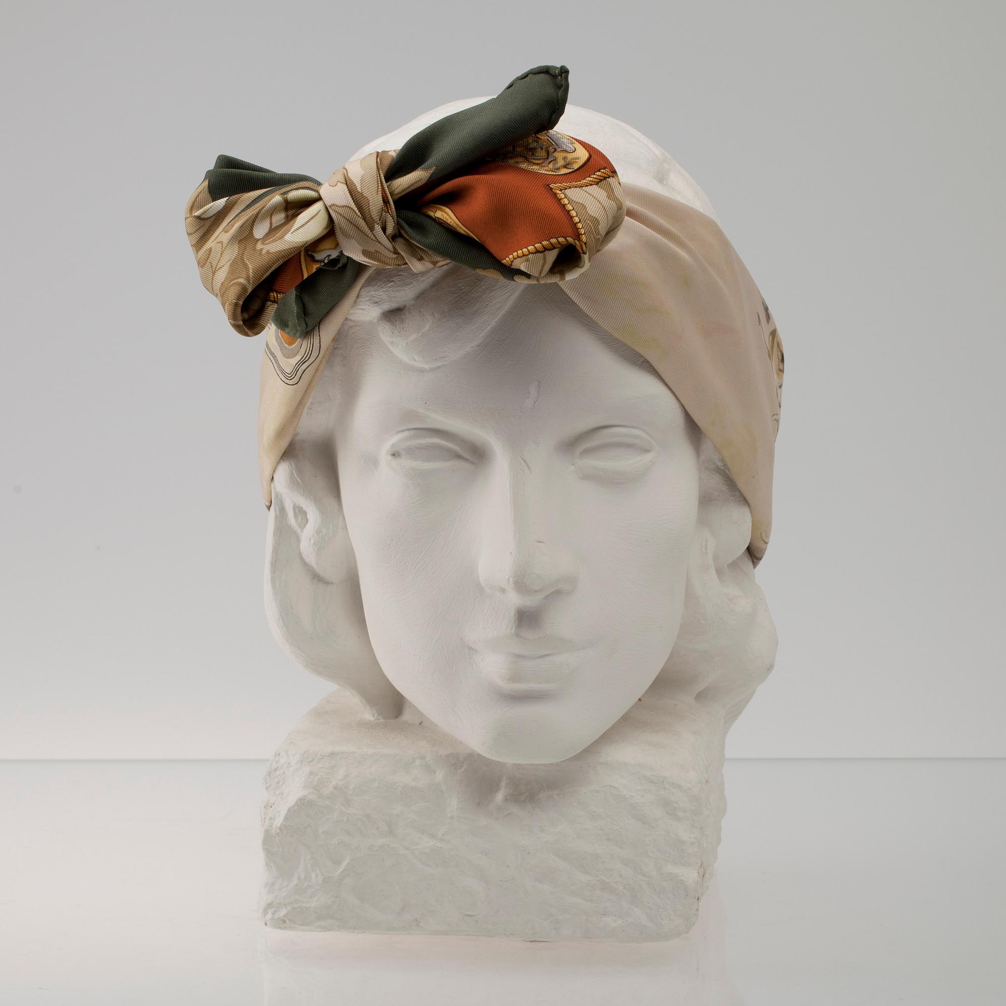SCARF, "Le Débuché", Hermès.