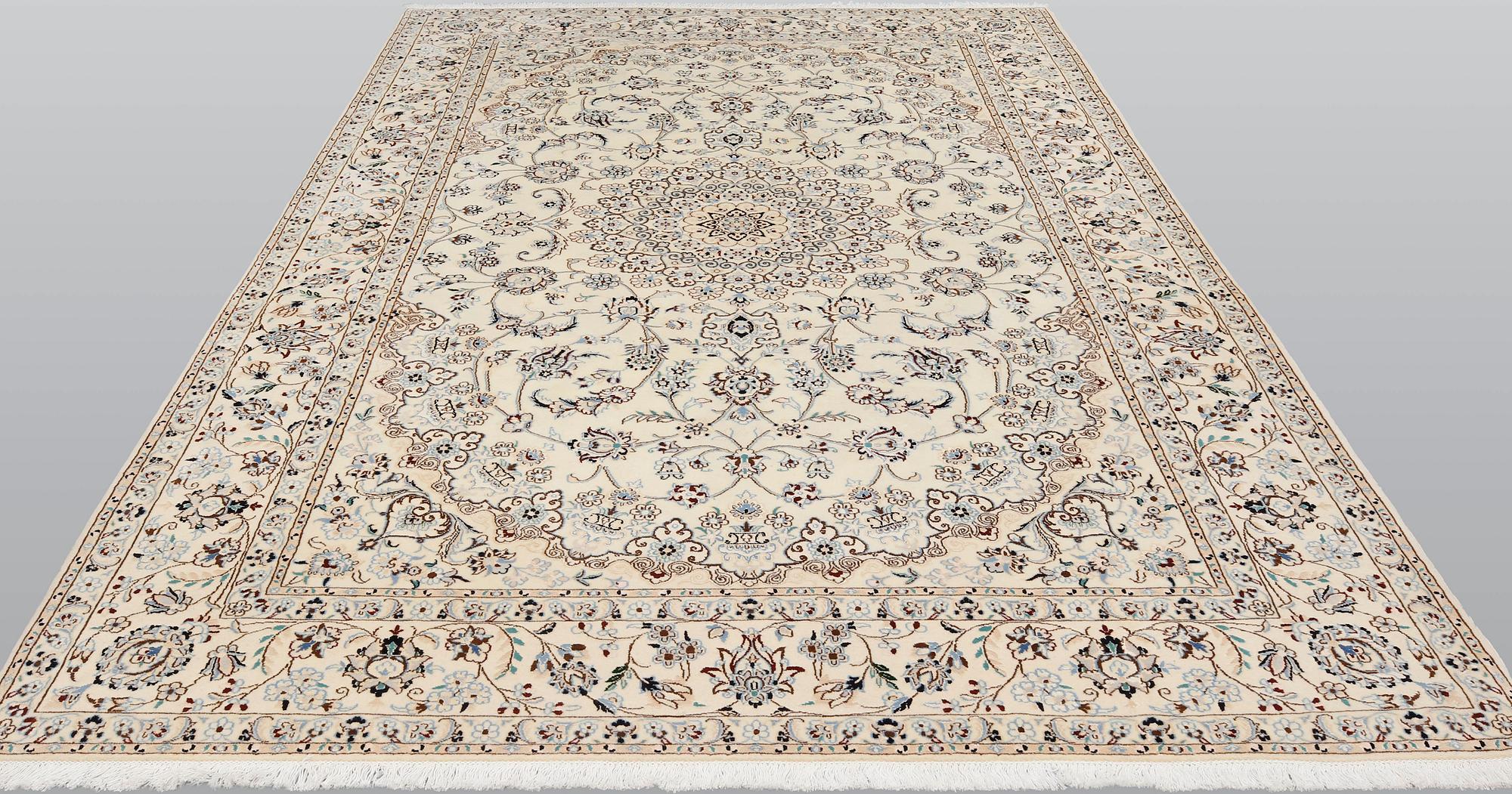 Matta, Nain Part Silk, S.K 9 LAA, 311 x 200 cm.