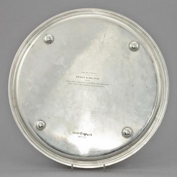 BRICKA, silver, Borgila, Stockholm, 1957. Vikt ca 1 600 g.