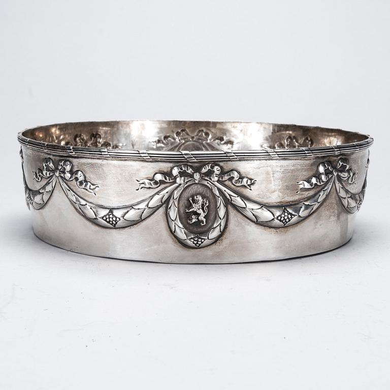 SKÅLFAT / SERVERINGSSKÅL, 930 silver, Tyskland, ca 1900. Vikt 567,4 g.