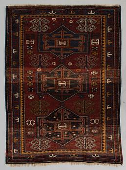 MATTO, Kazak, semiantiikki 106x144 cm.
