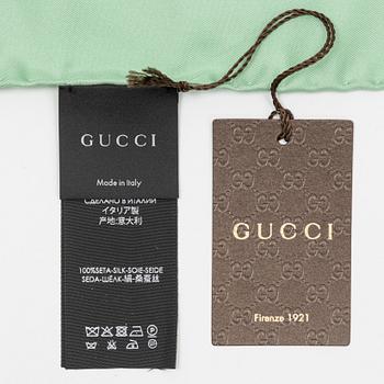 Gucci, scarf, "Flora".