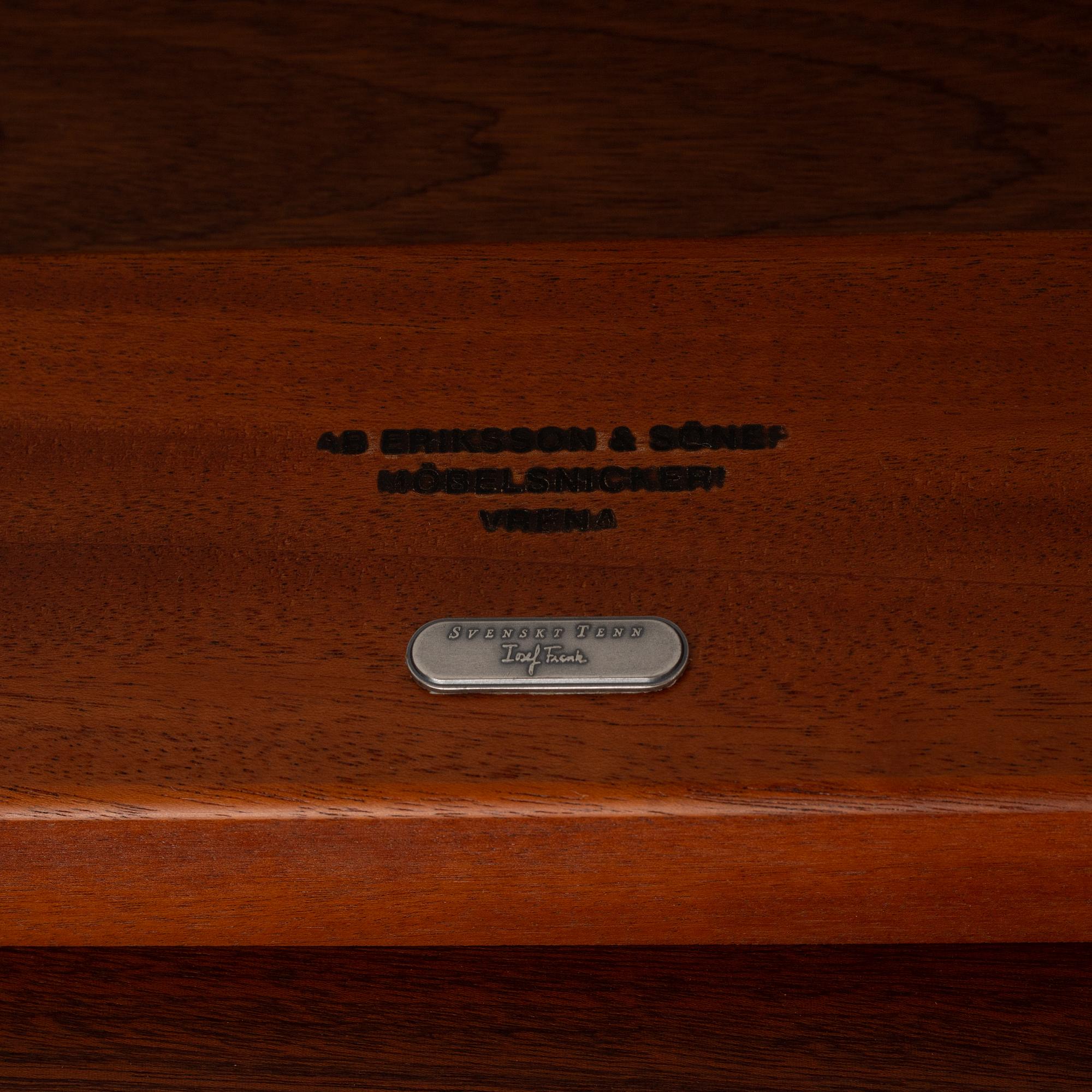 Josef Frank, a model B2112 bookcase, Firma Svenskt Tenn, post 1985.