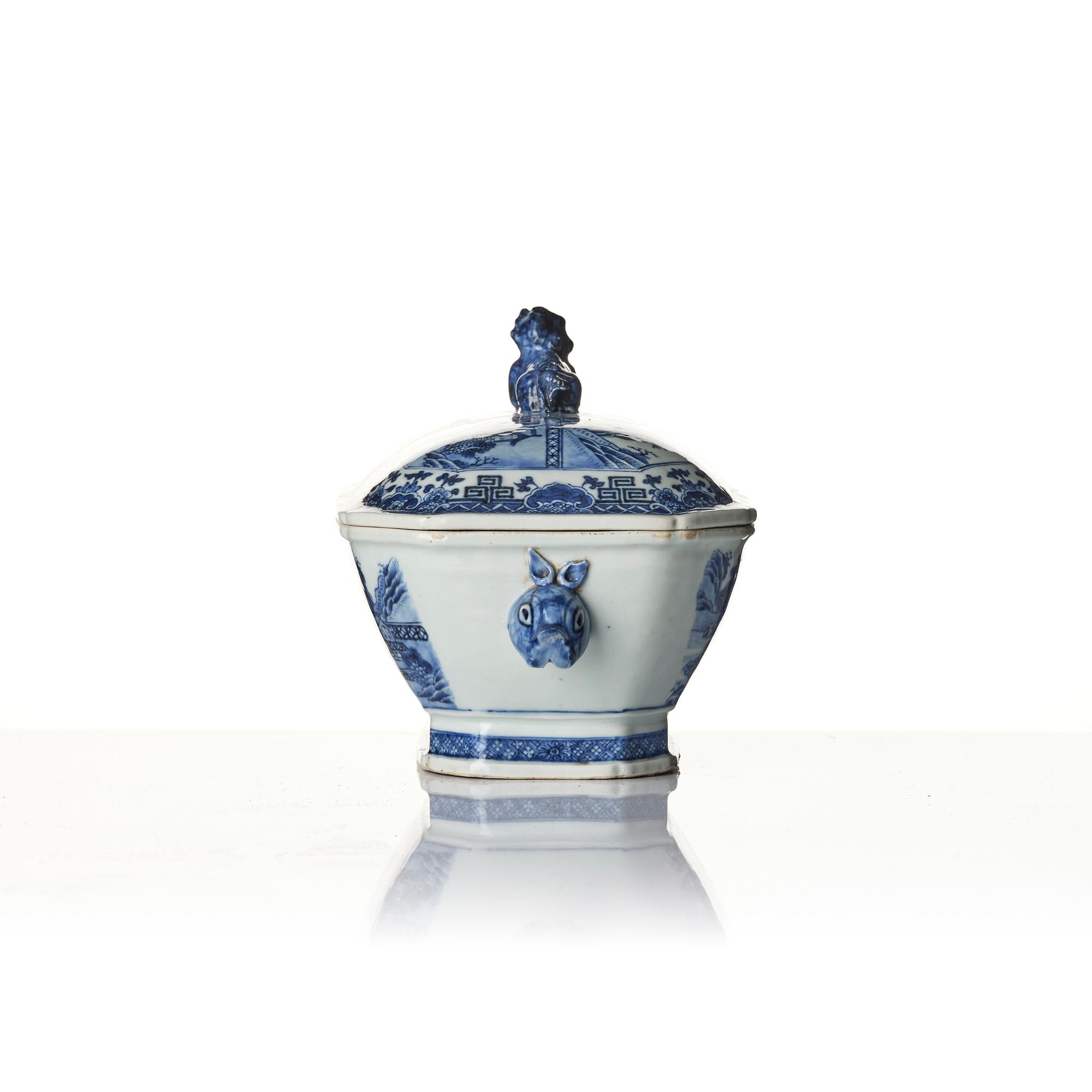 Tureen, porcelain, China, Qianlong (1736-95).
