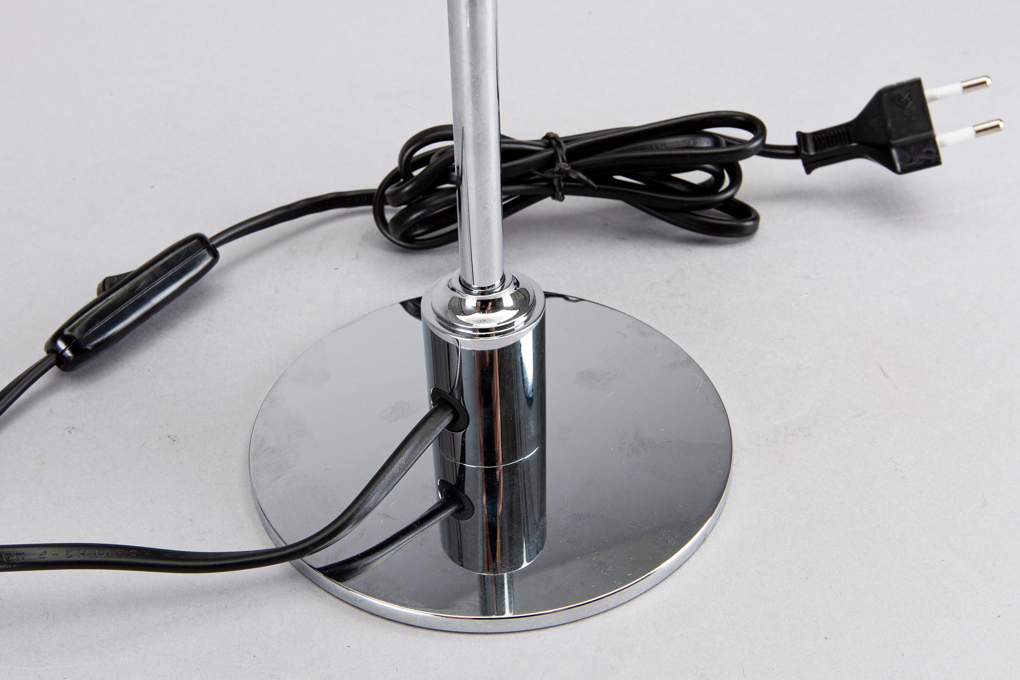 TABLE LAMP , "PH 2/1", Poul Henningsen, Louis Poulsen, Denmark.