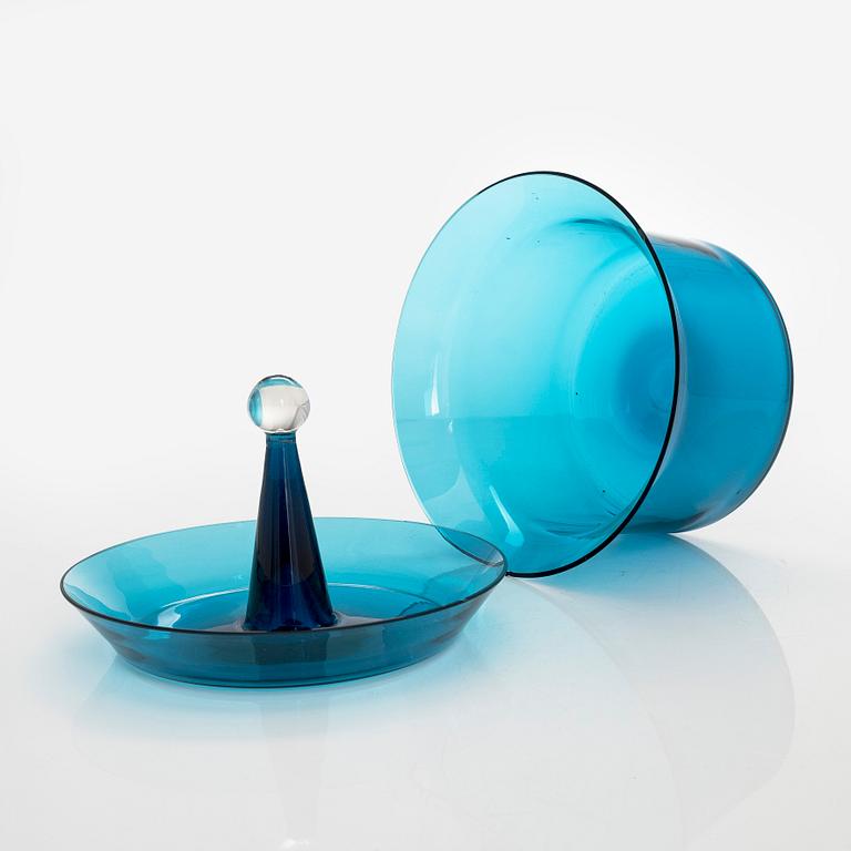 Nanny Still, a 15-piece 'Harlequin' glassware for Riihimäen Lasi Oy.