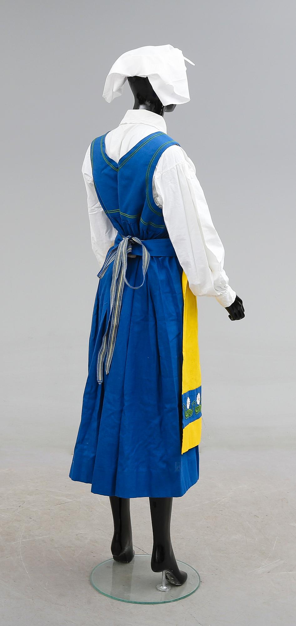 FOLKDRÄKT, "Sverigedräkten", 1900-talets andra hälft.