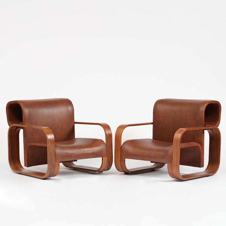 Jan Bocan, fåtöljer, ett par, Thonet, utförda för Tjeckoslovakiska ambassaden, Stockholm, 1972.