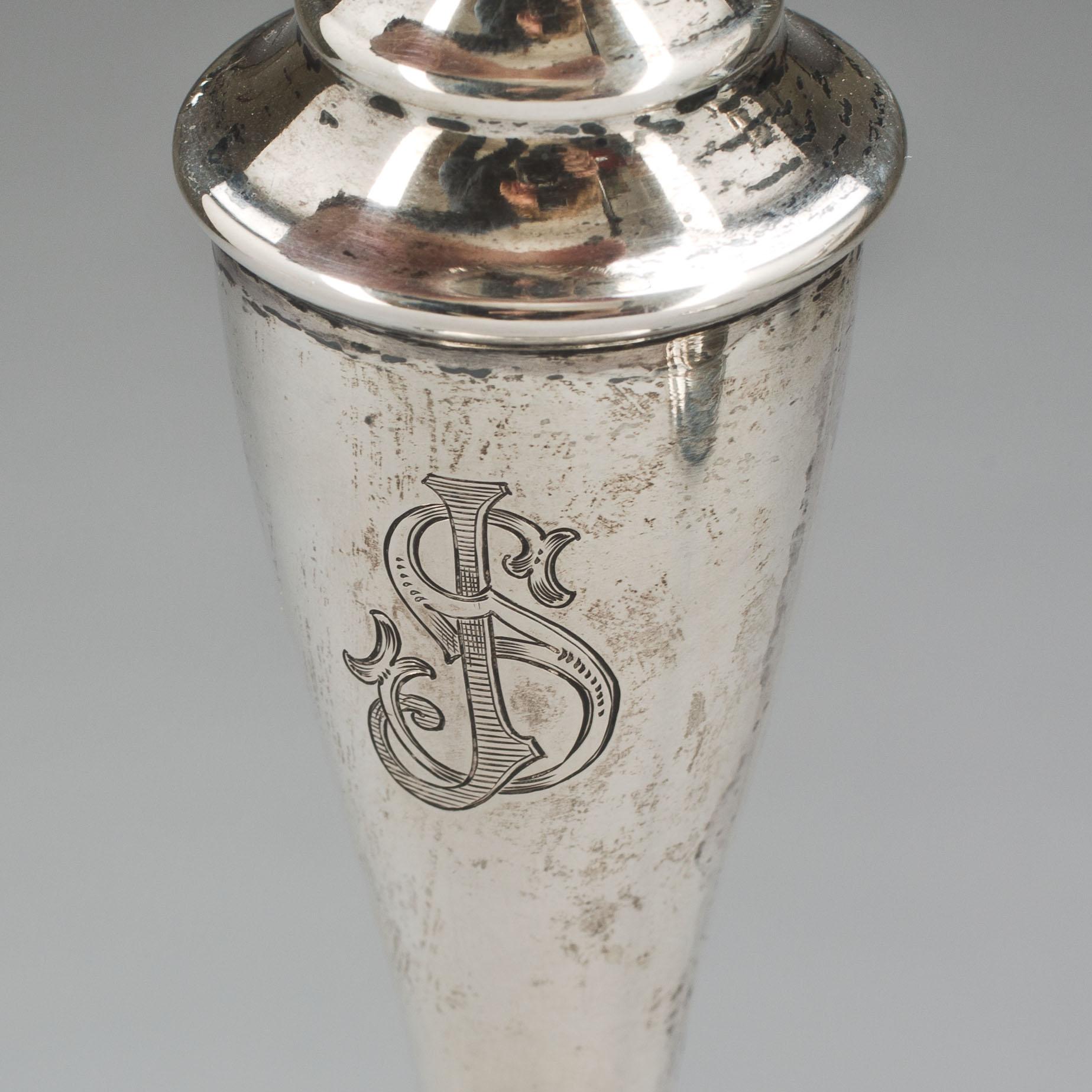 LJUSSTAKAR, ett par, silver, Helsingfors, 1931.