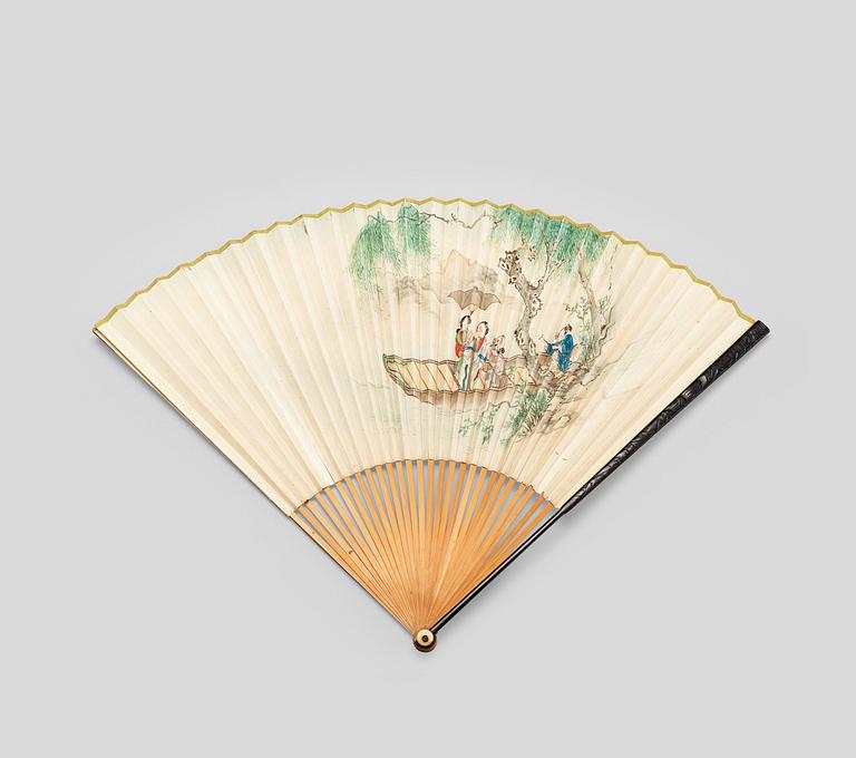 Two fans decorated with figures and one also with calligraphy, late Qing Dynasty (1644-1912).