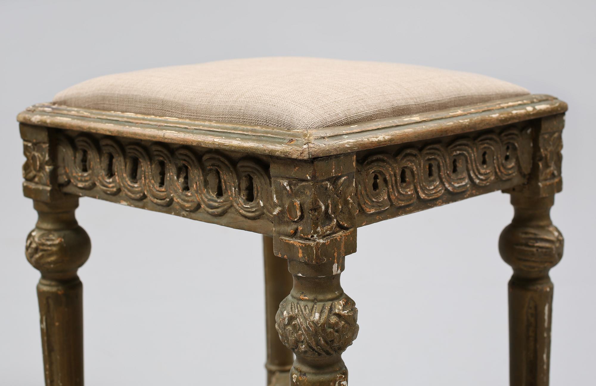 TABURETTER, ett par, troligen Danmark, 1800-tal.