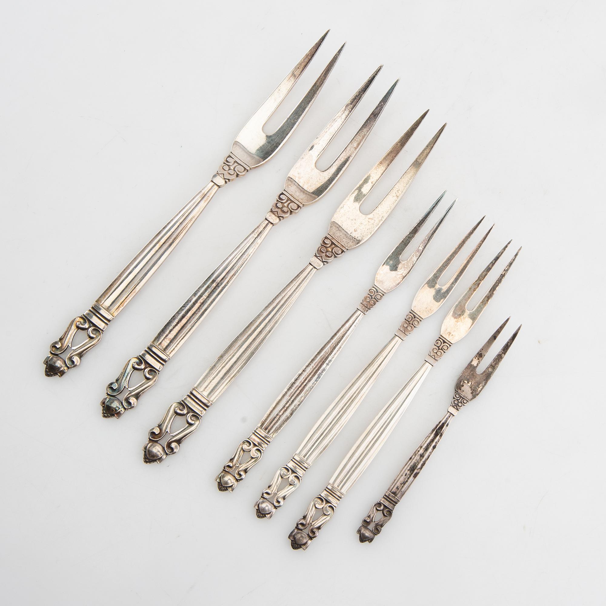 Johan Rohde, forks 7 dlr "Konge/Achorn" sterling silver for Georg Jensen after 1945.
