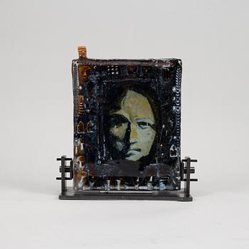 Bertil Vallien, glass sculpture, Kosta boda, signed unique.