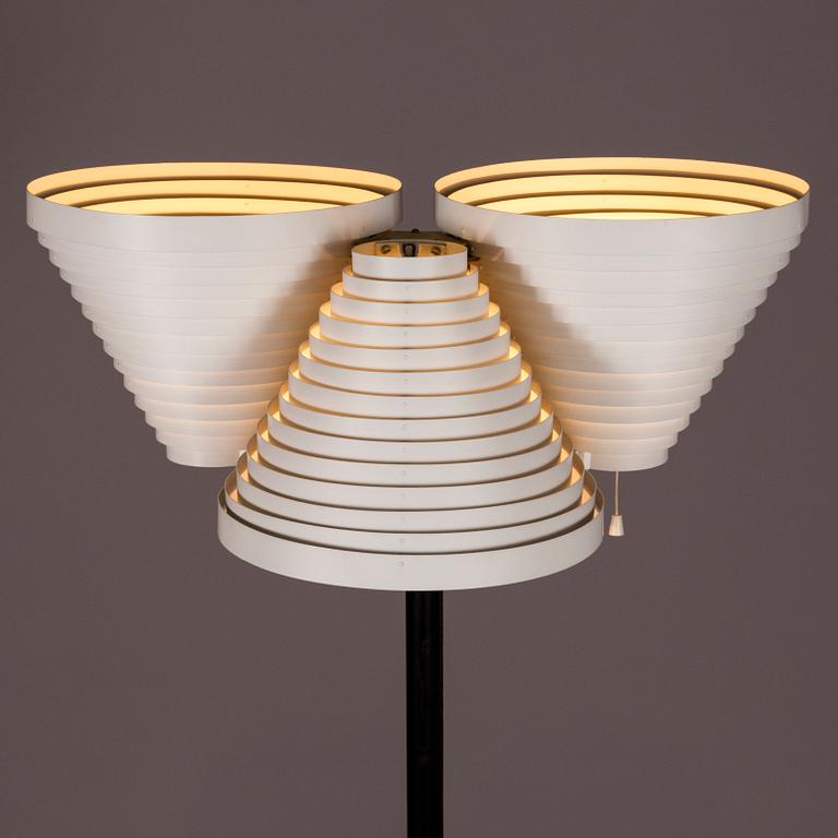 ALVAR AALTO, a 'A 809' floorlamp for Valaistustyö.