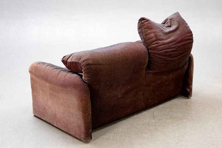Vico Magistretti, sofa, "Maralunga".