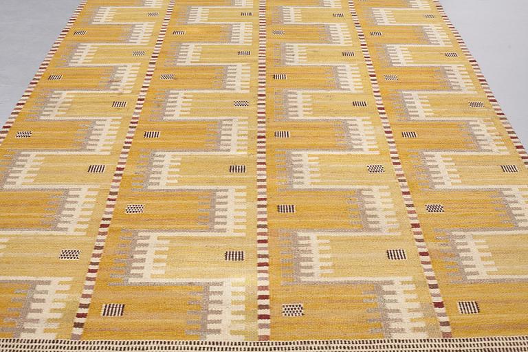 Marianne Richter, MATTO, "Gula havet", flat weave, ca 298 x 204 cm, signed AB MMF MR.