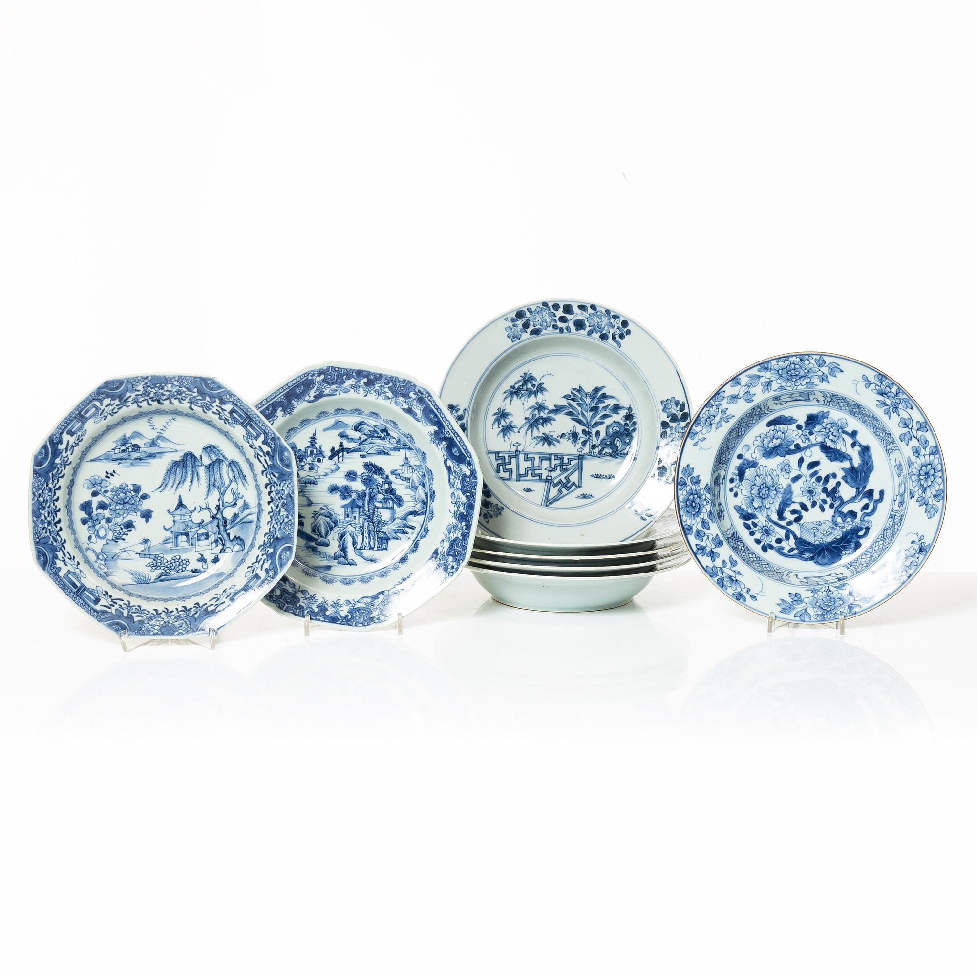 Djupa tallrikar, 8 st, kompaniporslin, Kina, Qingdynastin, Qianlong (1736-95).