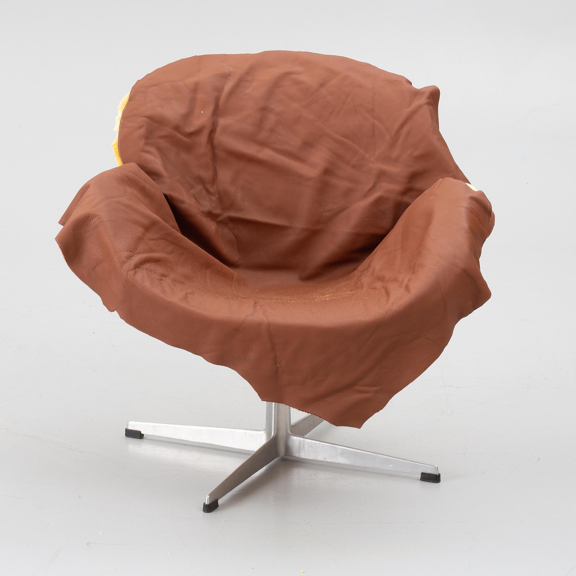 Arne Jacobsen, Armchair, “Swan”, Fritz Hansen, Denmark.