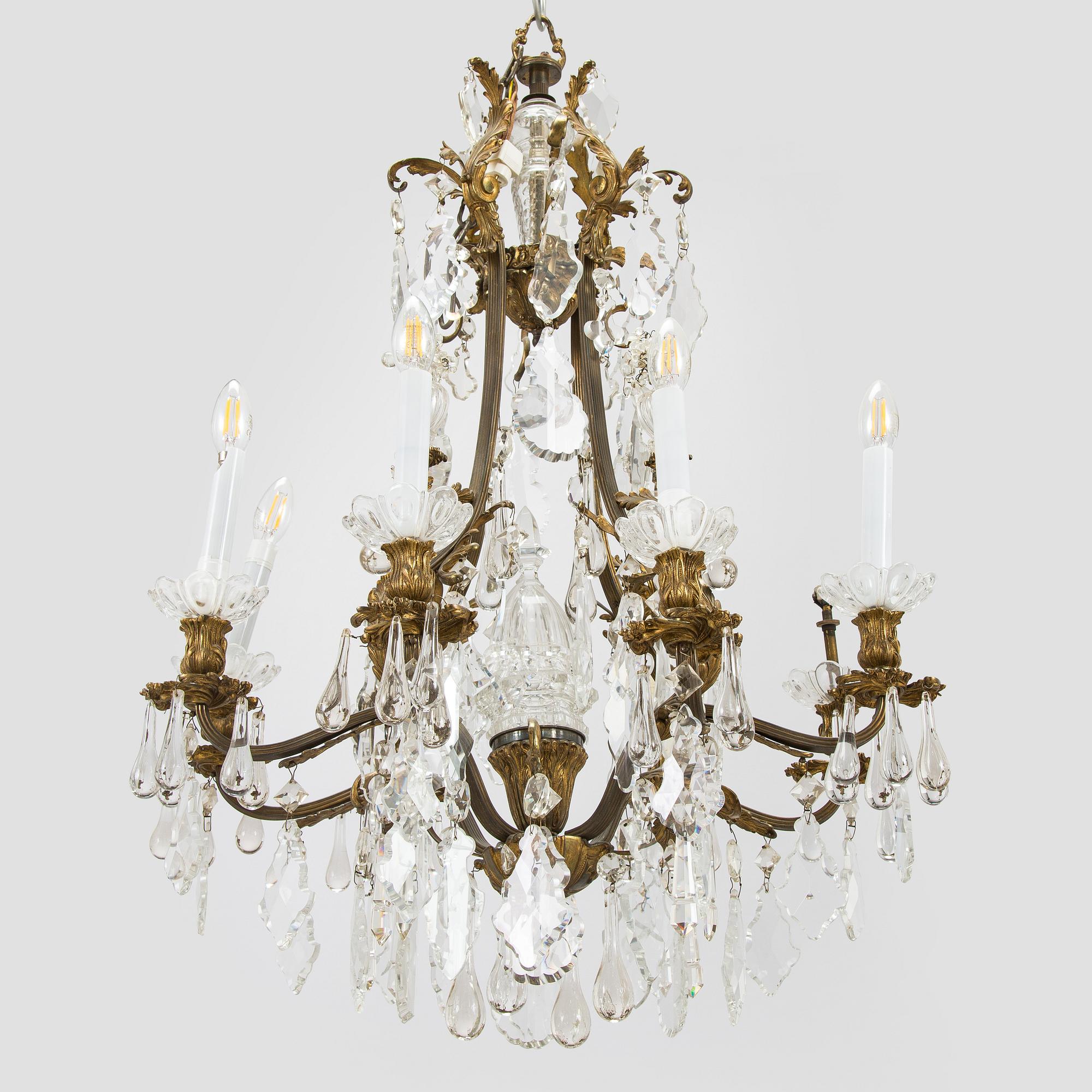 A chandelier, late 19th century.