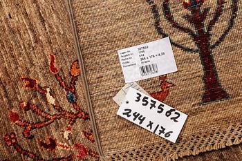 A Khorjin carpet, c. 244 x 176 cm.