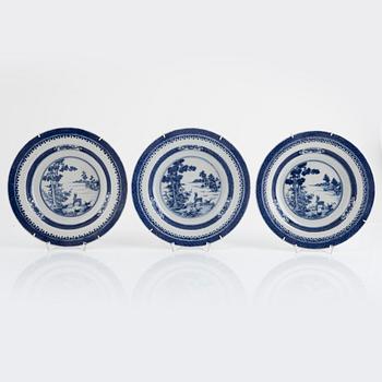 Part set, company porcelain, 7 pieces, China, Qing Dynasty, Qianlong (1736-95).