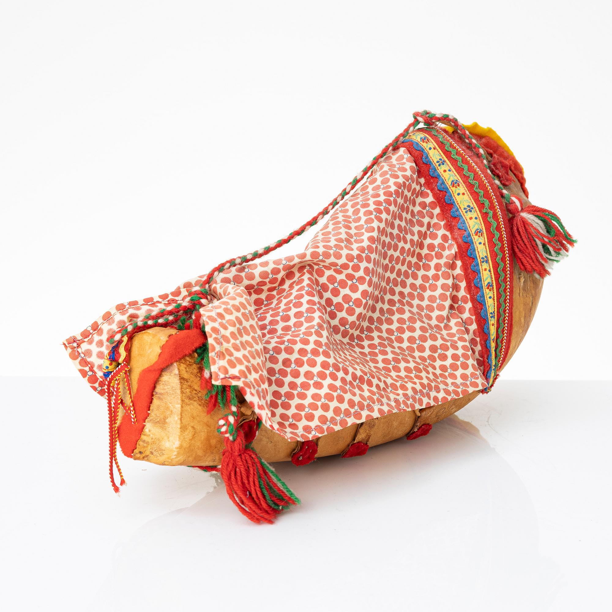 Miniature cradle, Gierhkeme,