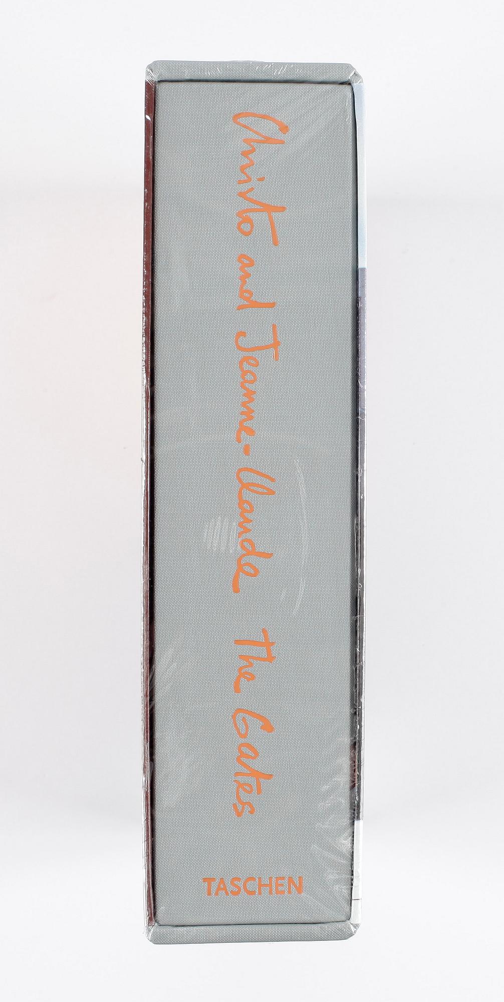 CHRISTO & JEANNE-CLAUDE, "The Gates", Central Park, New York City 1979-2005, boken från 2005.