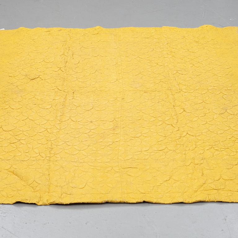 A SILK BED COVER, quilted, ca 194 x 178 cm, Sweden 18th century.