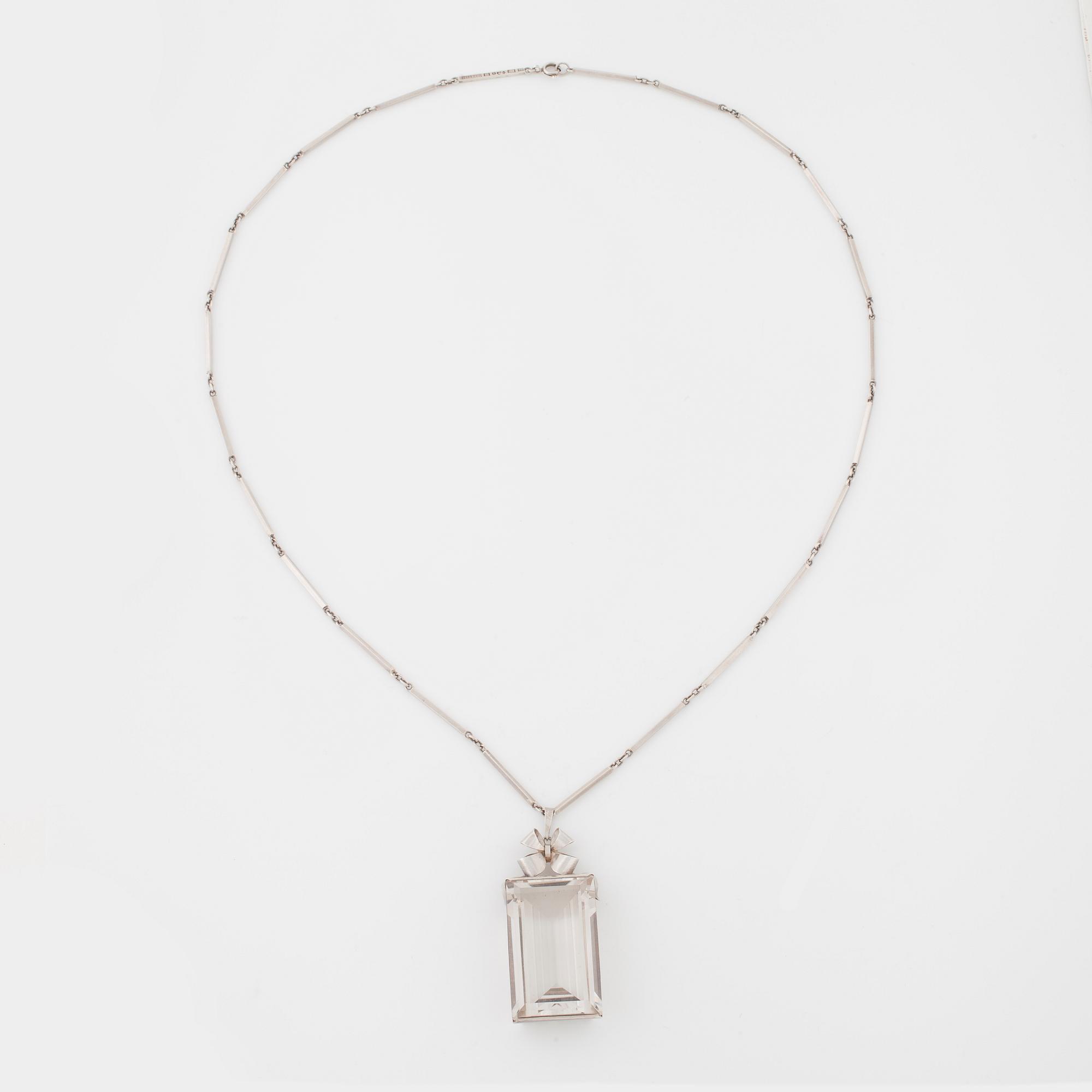 ATELJÉ STIGBERT, Stockholm, 1945, a faceted rock crystal pendant.