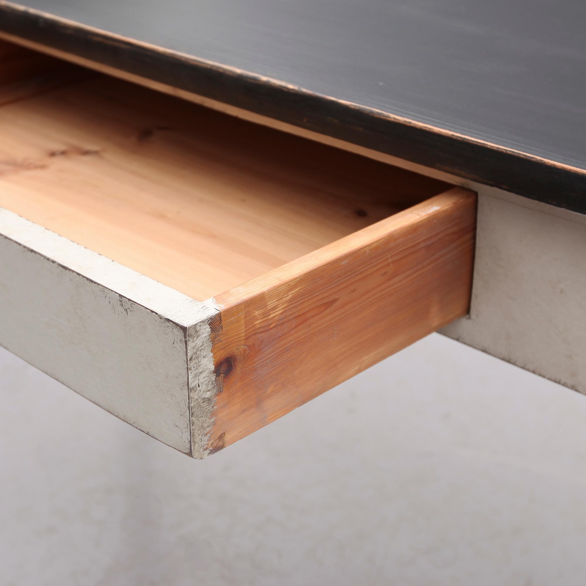 SKRIVBORD, 1800-talets mitt.