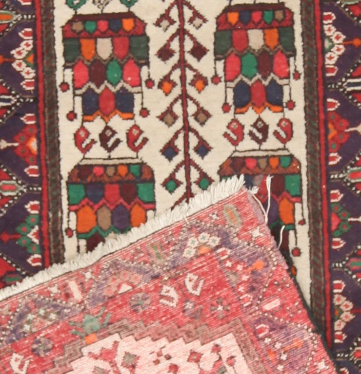 MATTA, orient. Ca 280 x 80 cm.