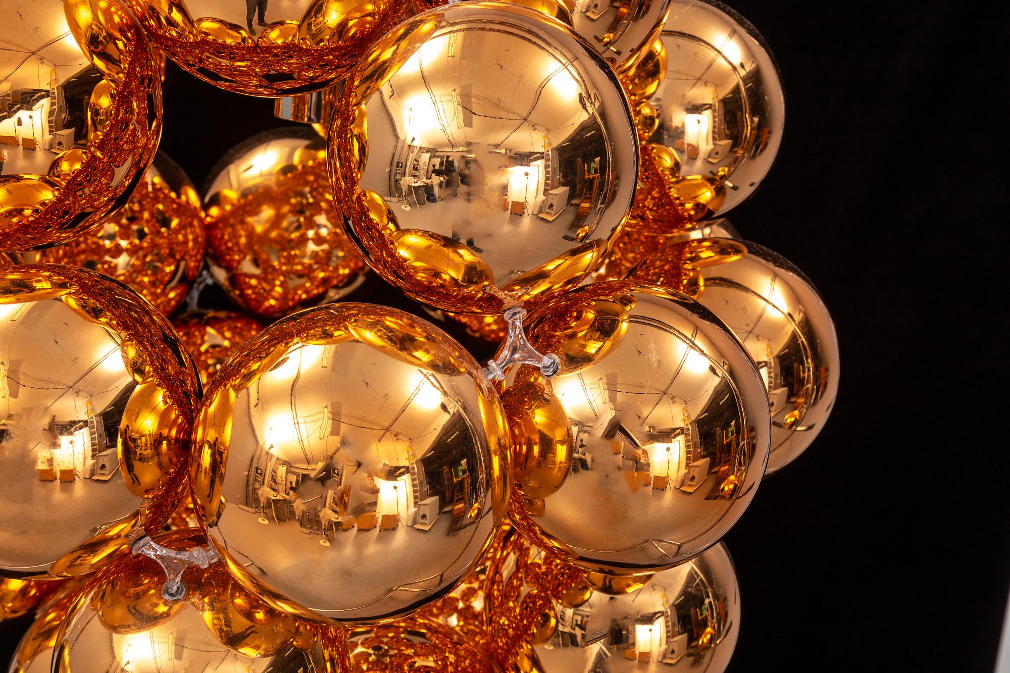 WINNIE LUI, taklampa, "Beads Penta, Innermost.