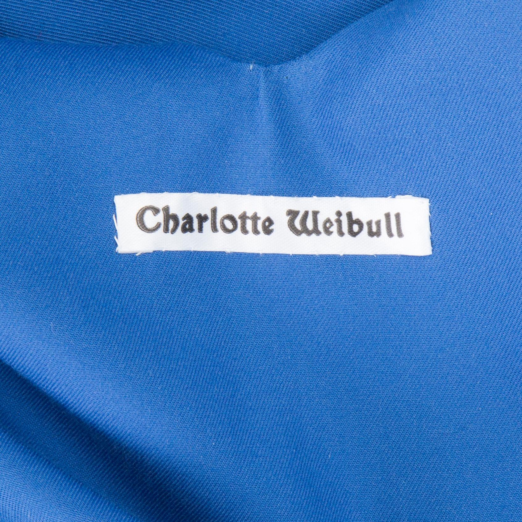 A Swedish folk costume from the second half of the 20th century.