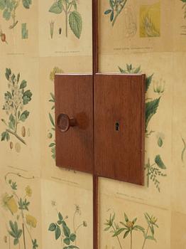 JOSEF FRANK, skåp, "Flora", Firma Svenskt Tenn, modell 852.